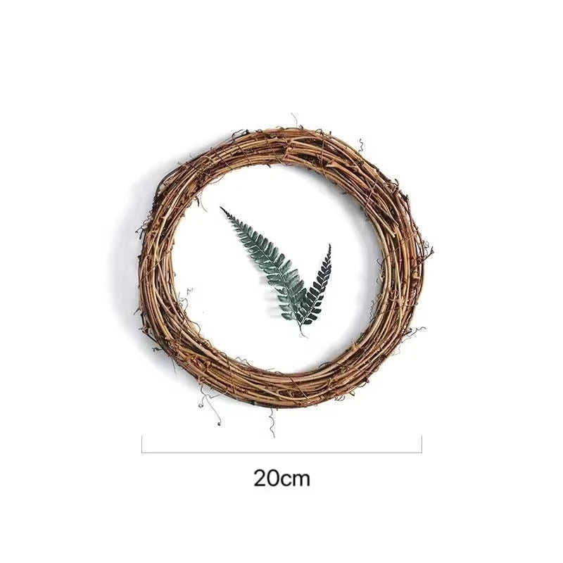 Straw Frame round for decorating
