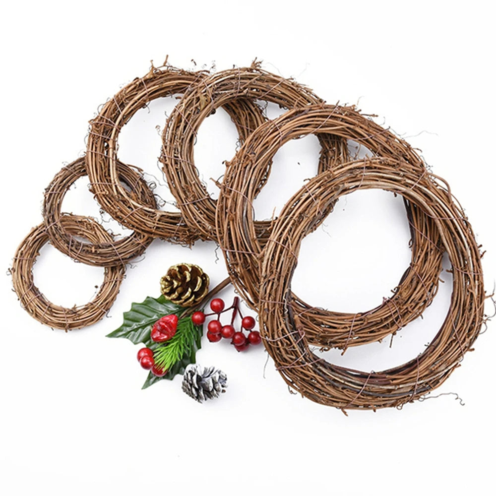 Straw Frame round for decorating